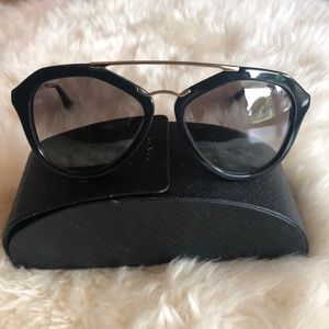 PRADA Cinema Black/Gold Gradient Aviator